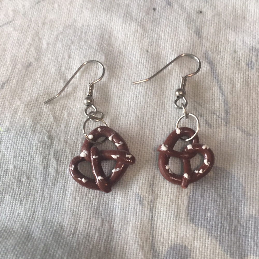 3 for $6 Jewelry 💎 Handmade Pretzel Earrings